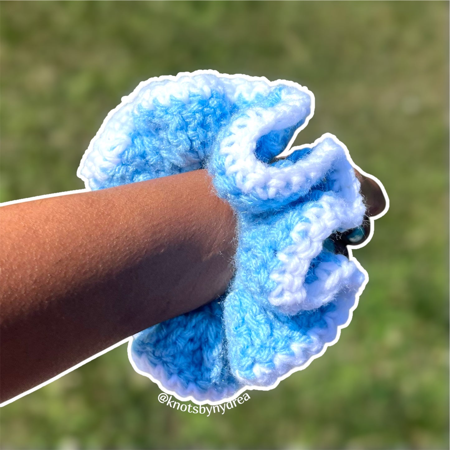 Blue and White Scrunchie|Crochet